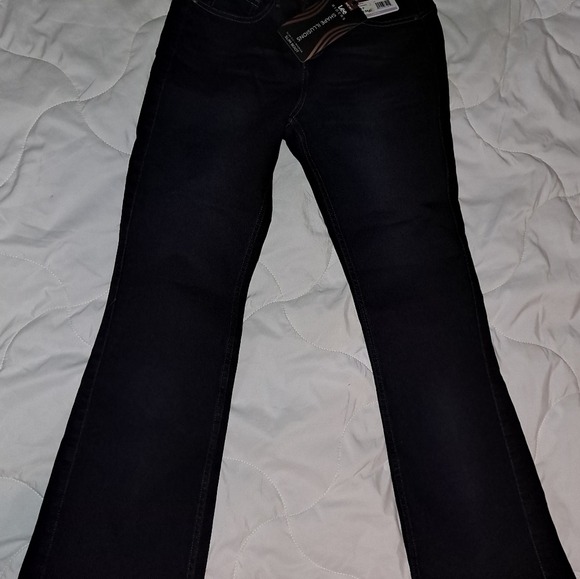 Jeans - Picture 1 of 7